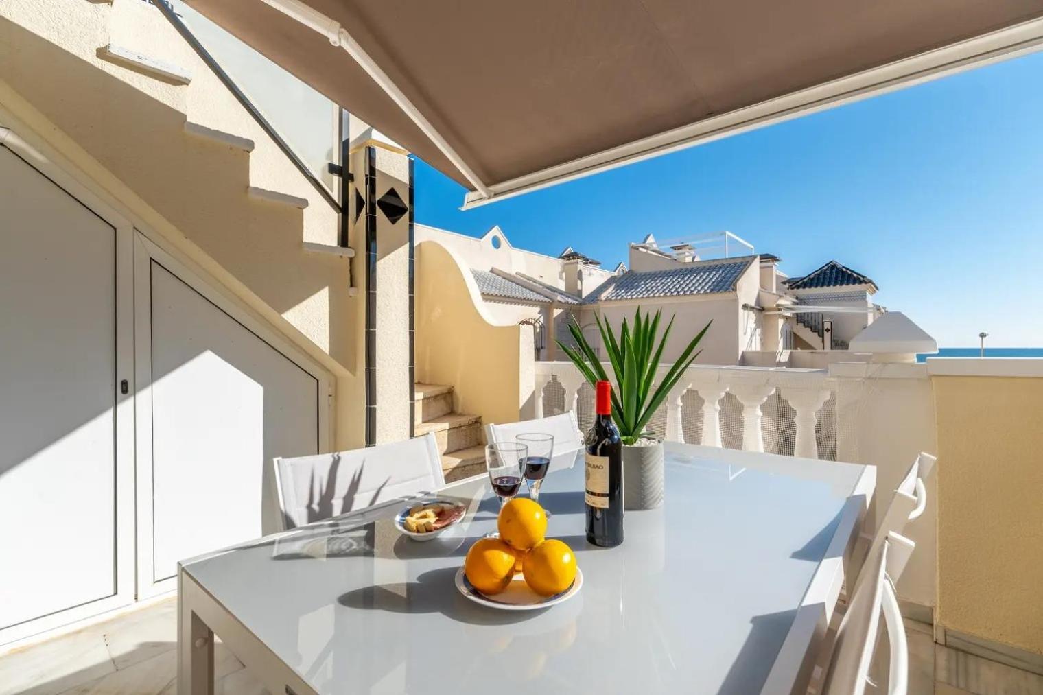 Amazing Penthouse On The Beach, Sea Views, Wifi, Airconditioning And Parking Torrevieja Dış mekan fotoğraf