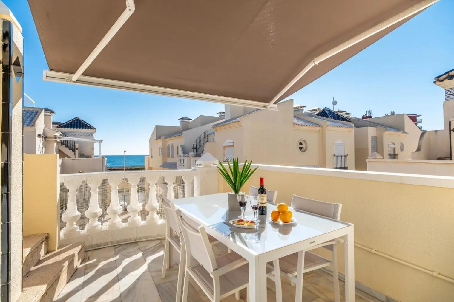 Amazing Penthouse On The Beach, Sea Views, Wifi, Airconditioning And Parking Torrevieja Dış mekan fotoğraf